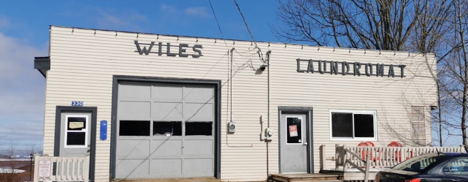 A photo of the outside of Wiles Launromat.
