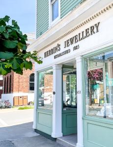 Herbins Store front
