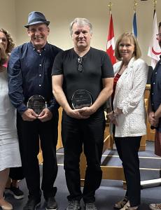 Council and two volunteer recipients for volunteer of the year